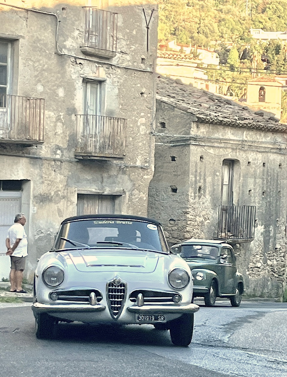 Alfa Romeo Giulia spider 1600 di Pino de Munno