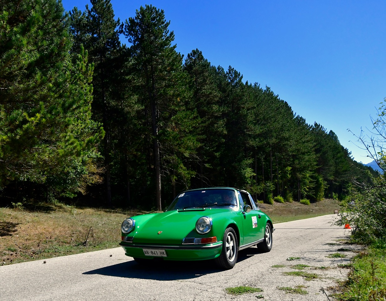 La Porsche Targa di Antonella Tarquini a Pescasseroli